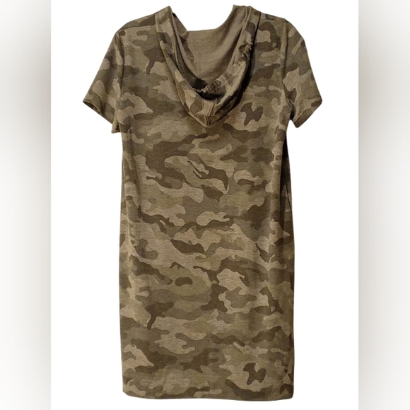 Jane & Delancey - Sweatshirt Dress Grey Camouflage Short Sleeve, Pockets, Size M - Picture 4 of 10